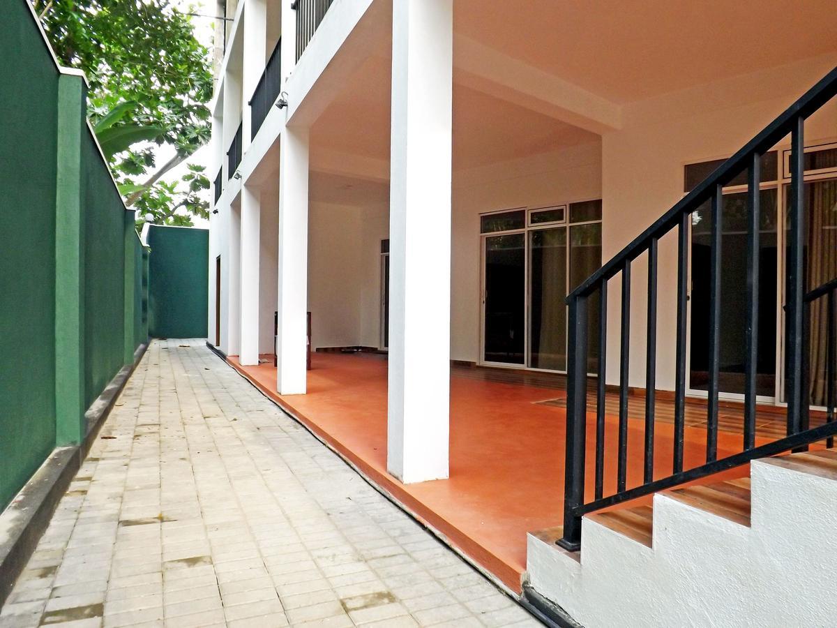Hotel "Diana" Hikkaduwa Exterior photo