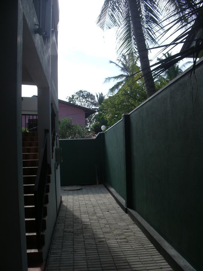 Hotel "Diana" Hikkaduwa Exterior photo